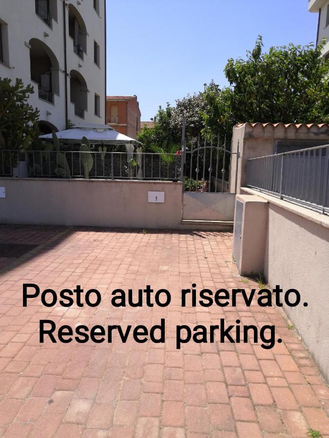 Valevalehome - Home Gallery With Fully Equipped Kitchen, Reserved Parking, Big Garden Olbia Exterior photo