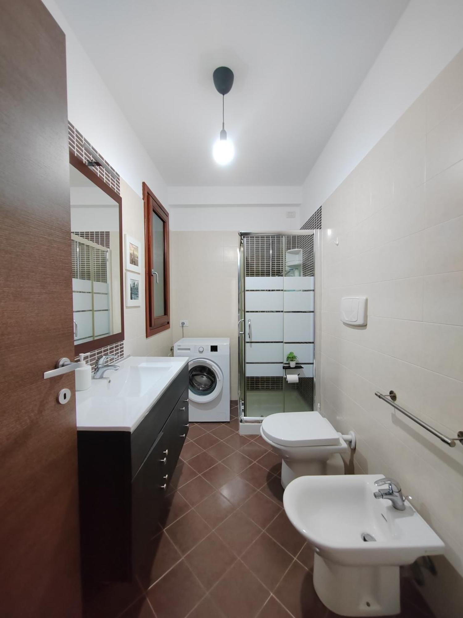 Valevalehome - Home Gallery With Fully Equipped Kitchen, Reserved Parking, Big Garden Olbia Exterior photo
